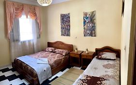 Soleado Apartamento Al Lado De La Preciosa Medina , A 3 Minutos De La Playa Andando II